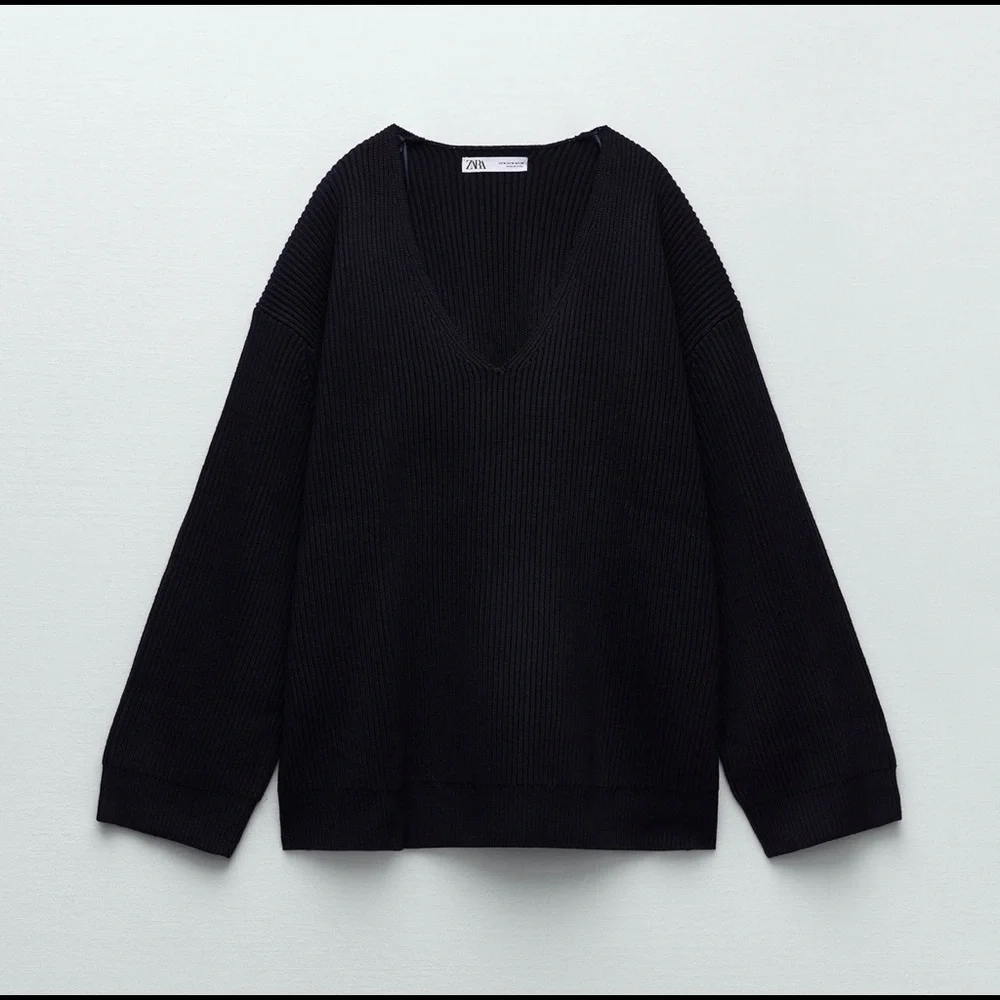 Zara Knit V neck sweater - Picture 5 of 6